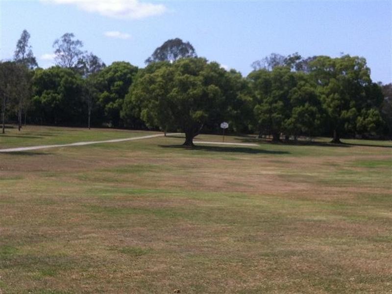 3 Gretna Street, Mansfield QLD 4122