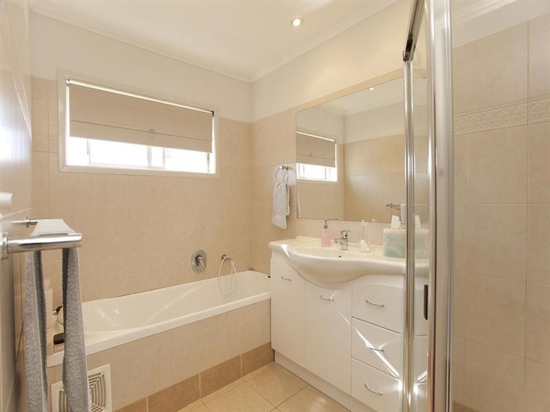 22 Nevern Street, Macgregor QLD 4109