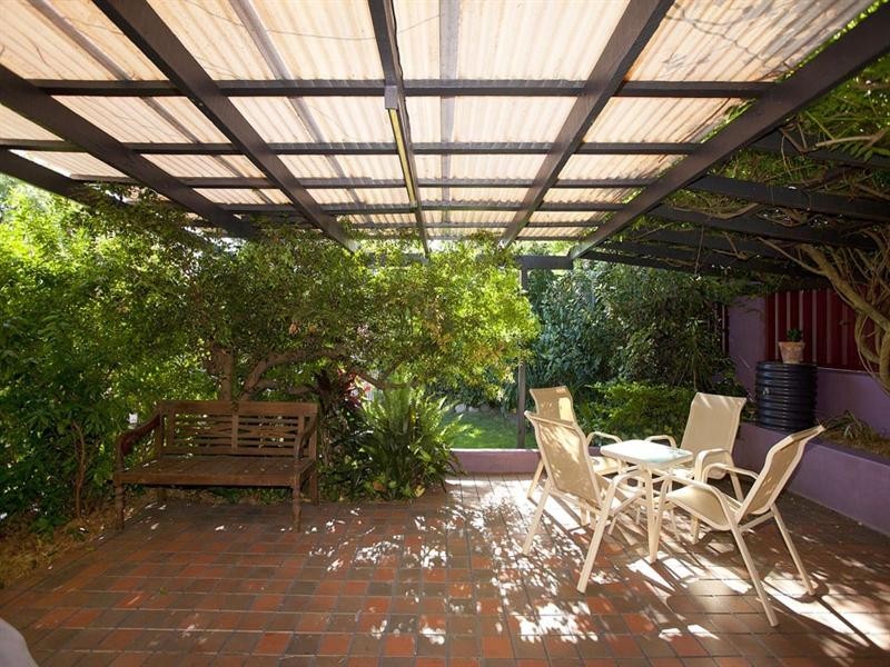 22 Nevern Street, Macgregor QLD 4109