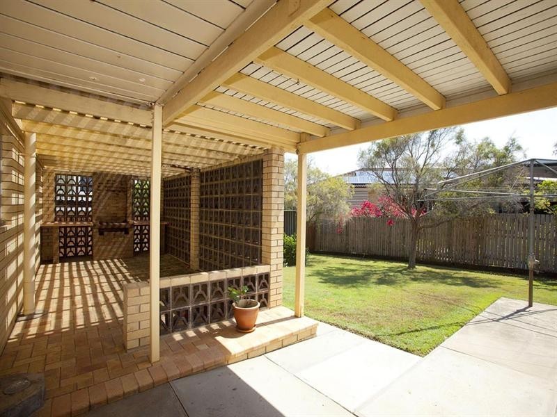 97 Wadley Street, Macgregor QLD 4109