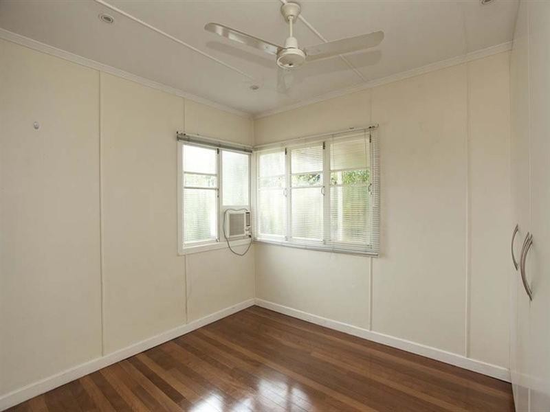 174 Broadwater Road, Mount Gravatt East QLD 4122