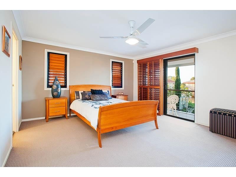 32 Dandelion Street, Eight Mile Plains QLD 4113