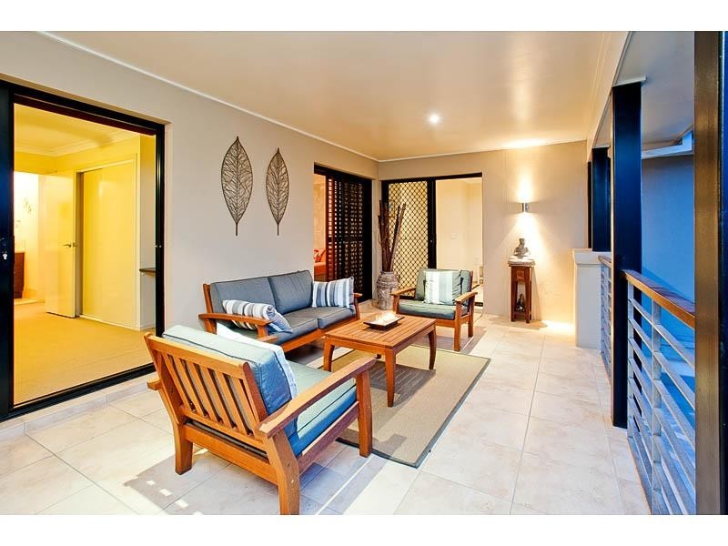 32 Dandelion Street, Eight Mile Plains QLD 4113