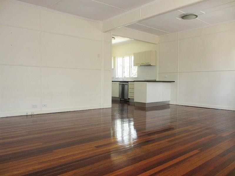 757 Cavendish Road, Holland Park QLD 4121