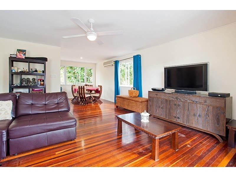 54 Nagle Street, Upper Mount Gravatt QLD 4122