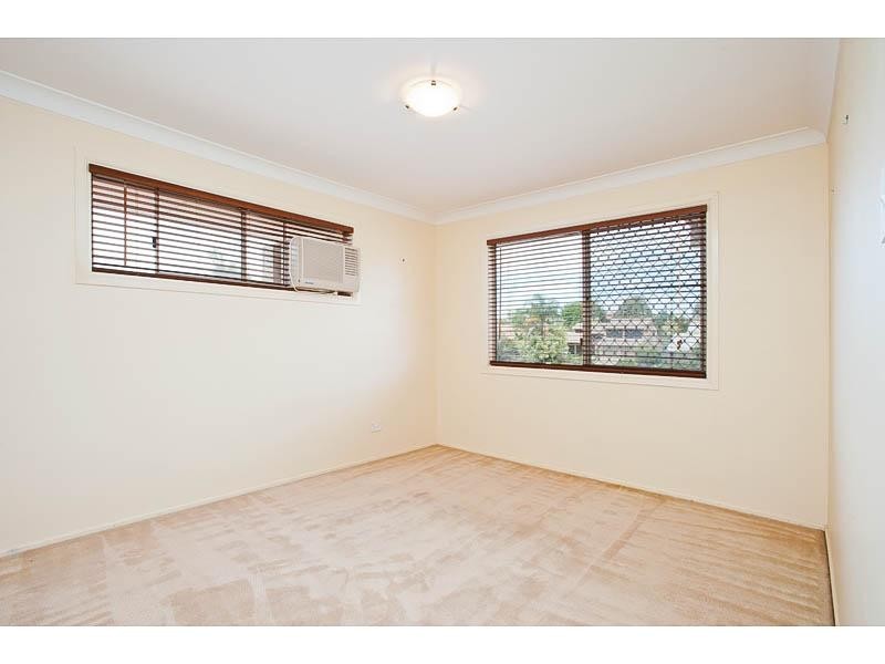4 Wisteria Crescent, Mount Gravatt East QLD 4122