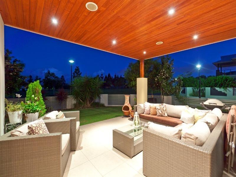 1 Fels Close, Eight Mile Plains QLD 4113