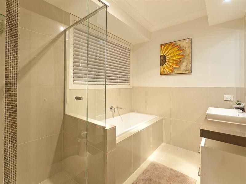 1 Fels Close, Eight Mile Plains QLD 4113