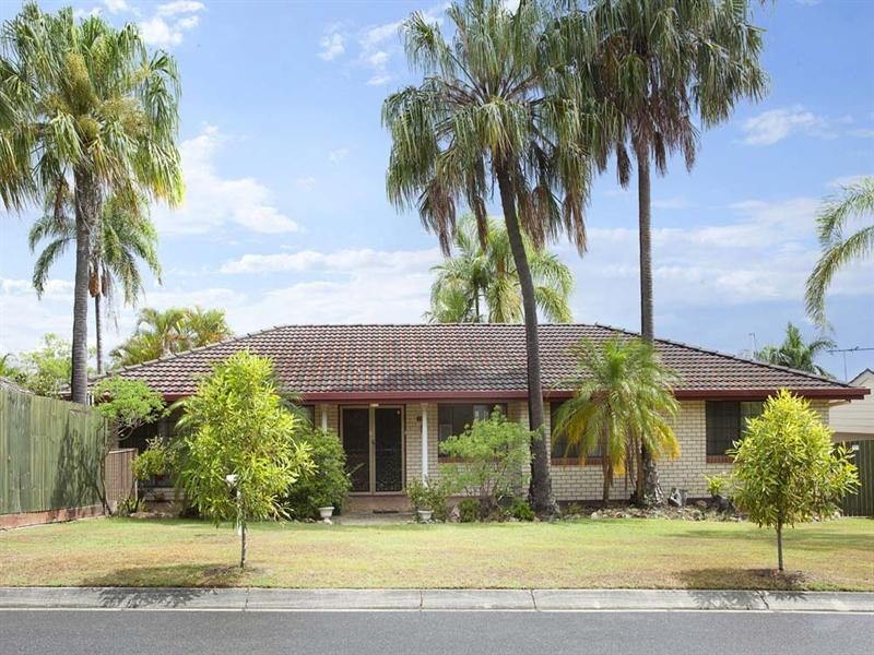2 Calanda Street, Wishart QLD 4122