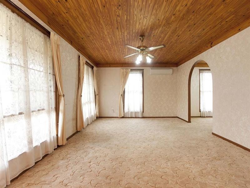 2 Calanda Street, Wishart QLD 4122