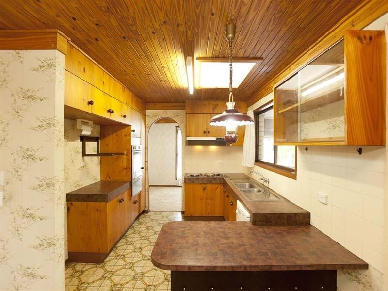 2 Calanda Street, Wishart QLD 4122