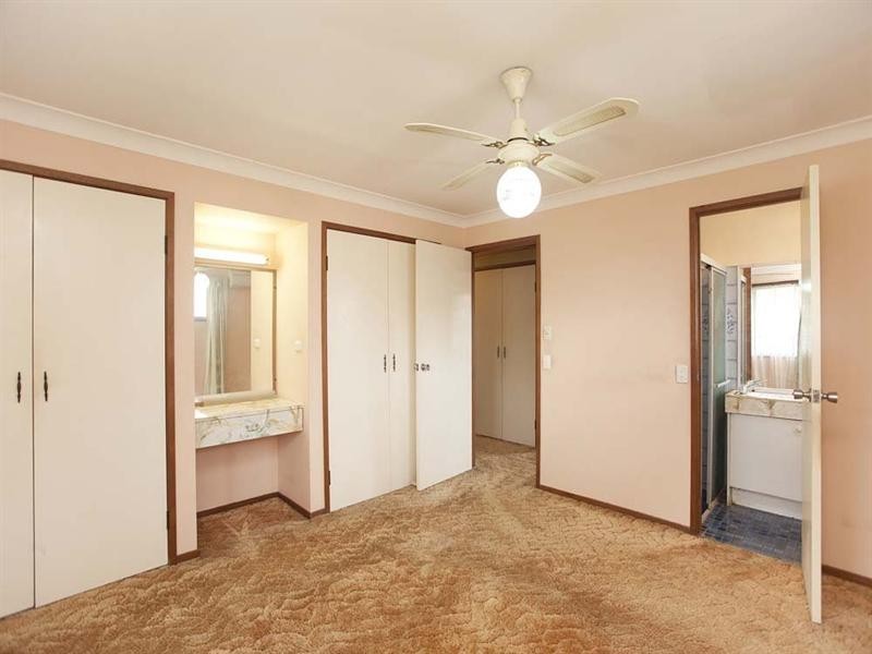 2 Calanda Street, Wishart QLD 4122
