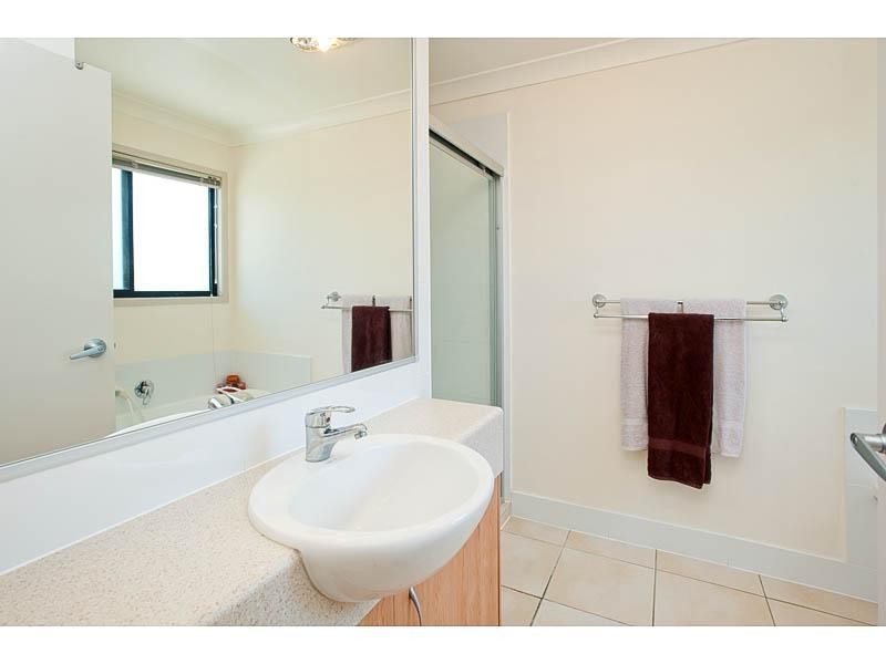 22/12 Mailey Street, Mansfield QLD 4122