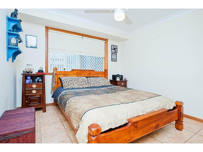 25 Hurlstone Street, Wishart QLD 4122