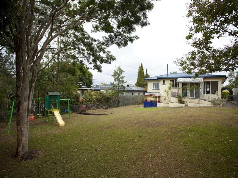 40 Brockhouse Street, Upper Mount Gravatt QLD 4122