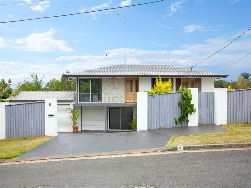 8 Peterglen Street, Wishart QLD 4122