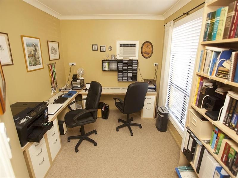 3 Alpena Close, Carindale QLD 4152