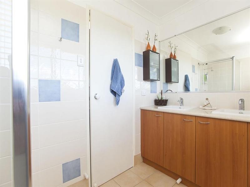 3 Alpena Close, Carindale QLD 4152