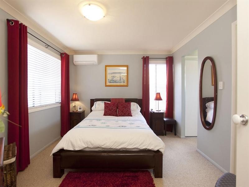 3 Alpena Close, Carindale QLD 4152