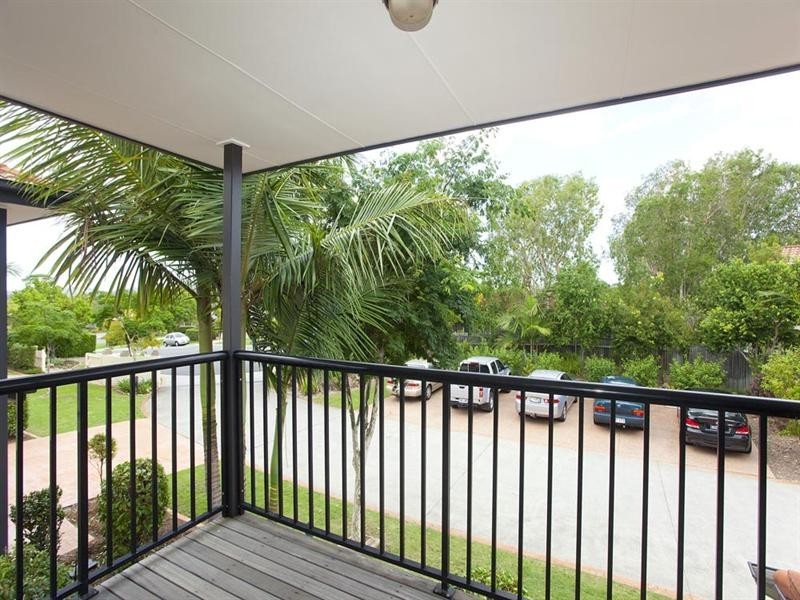 5/7 Nev Close, Wishart QLD 4122