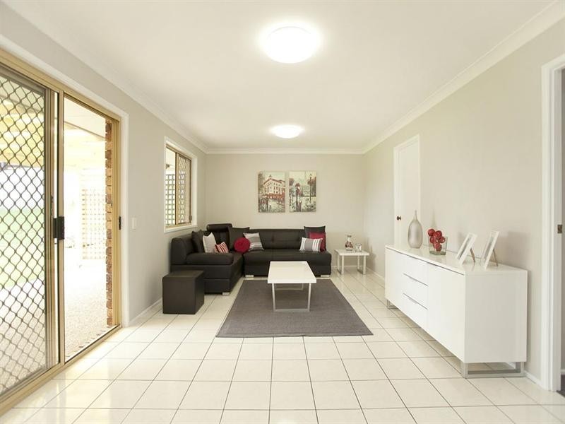 15 Andree Place, Wishart QLD 4122