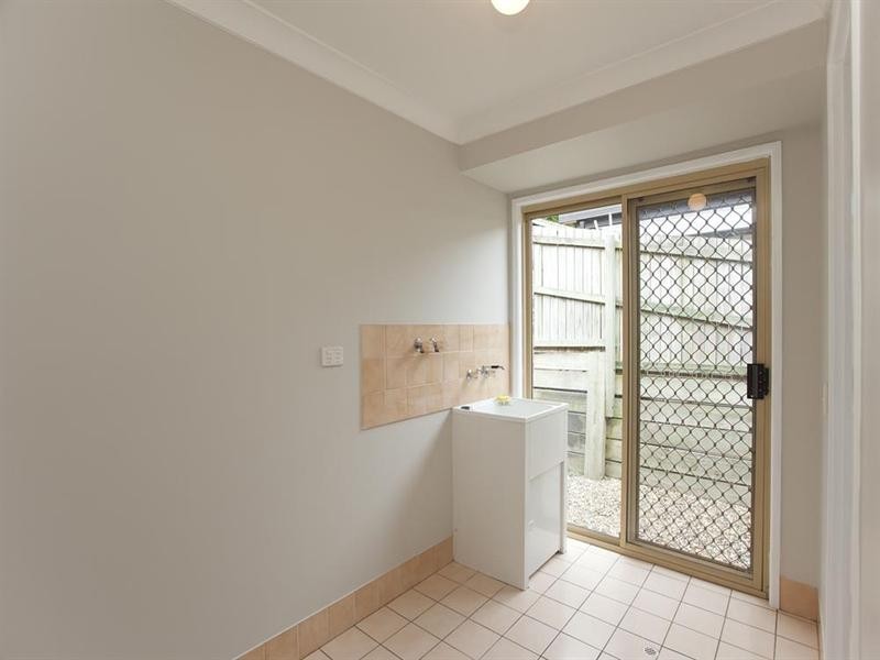 15 Andree Place, Wishart QLD 4122