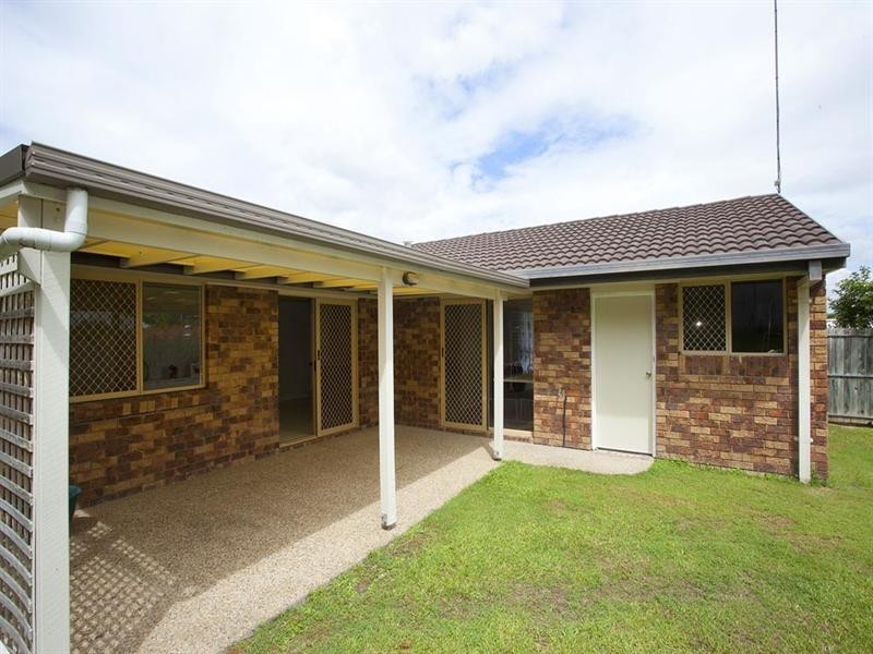 15 Andree Place, Wishart QLD 4122