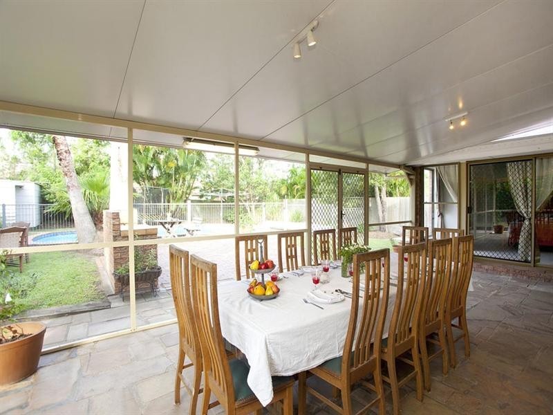 21 Winthrop Street, Wishart QLD 4122