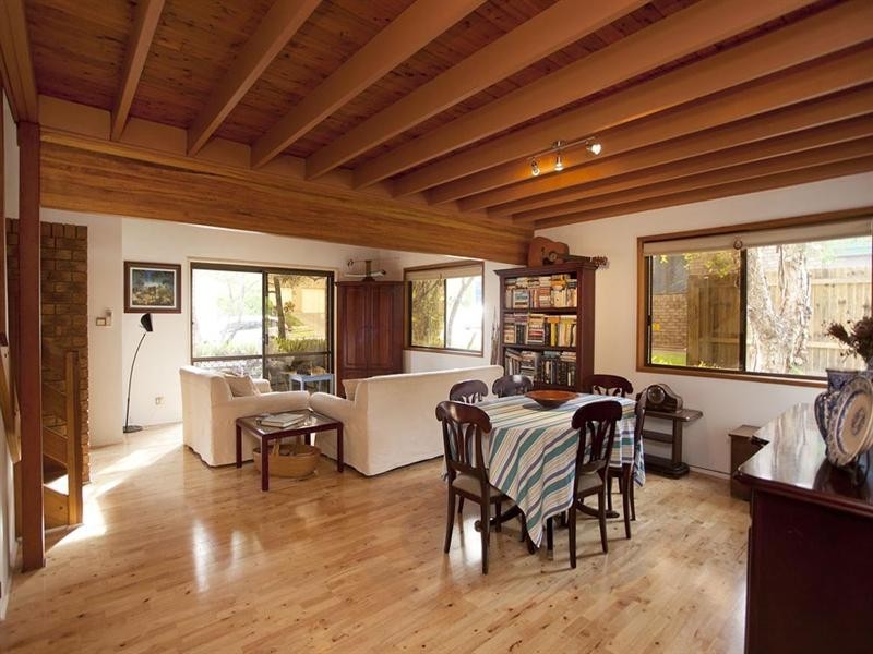 21 Winthrop Street, Wishart QLD 4122