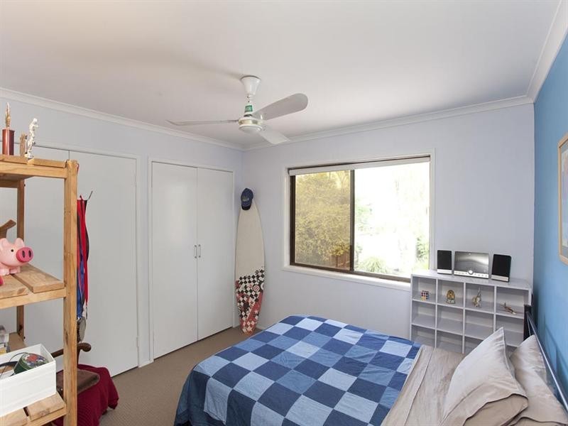 21 Winthrop Street, Wishart QLD 4122