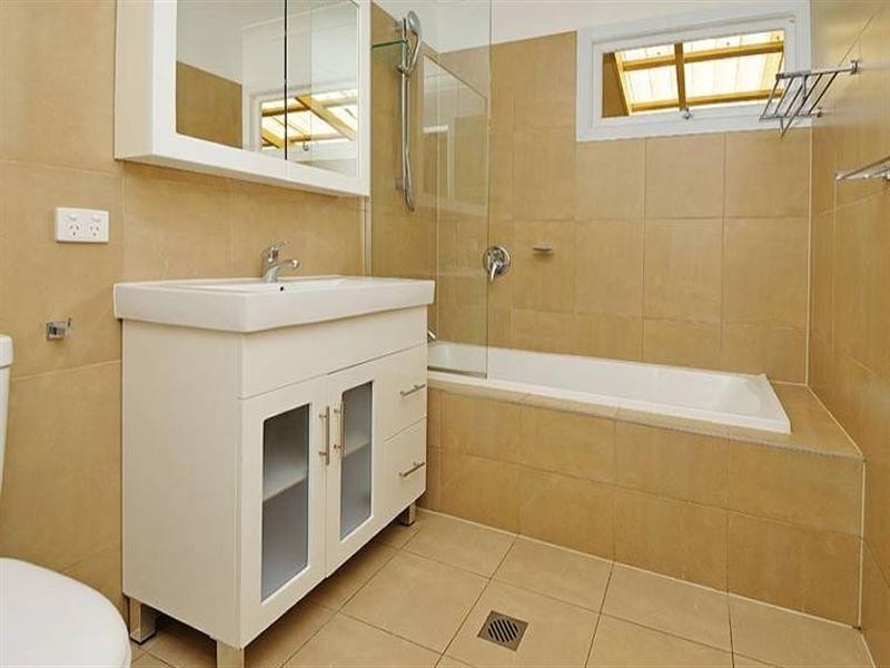 15 Curfew Street, Upper Mount Gravatt QLD 4122