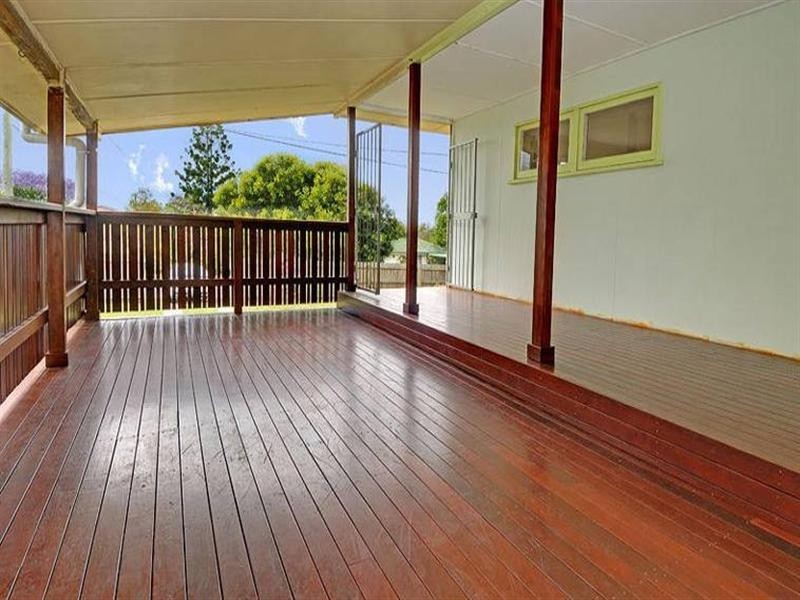 15 Curfew Street, Upper Mount Gravatt QLD 4122