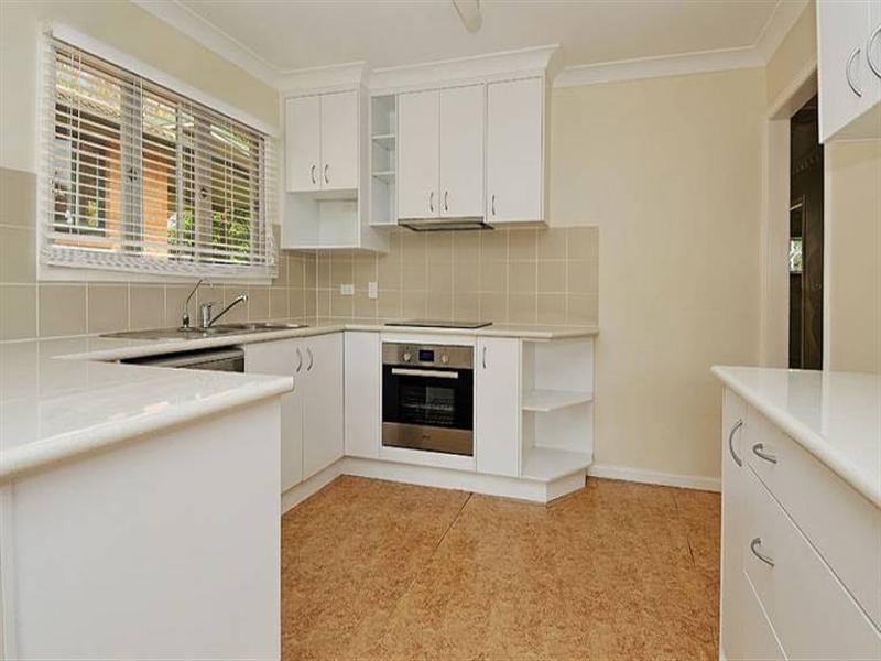 15 Curfew Street, Upper Mount Gravatt QLD 4122