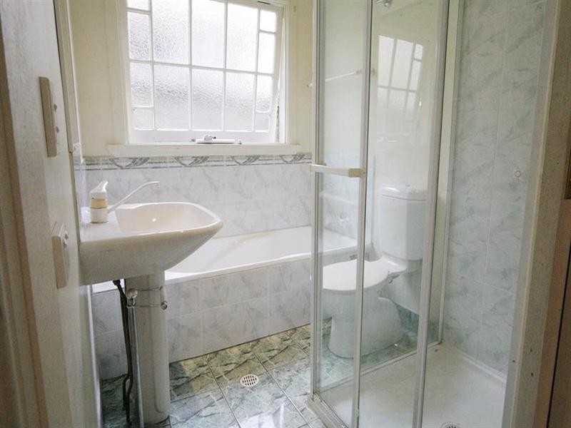 16 Rise Street, Mount Gravatt East QLD 4122