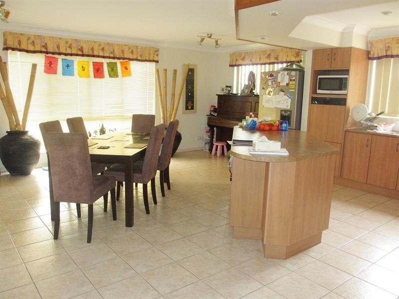 12 Lema Circuit, Kuraby QLD 4112