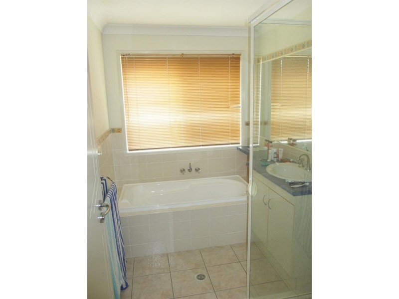 12 Lema Circuit, Kuraby QLD 4112