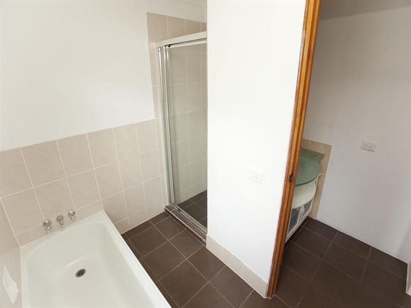 1 Starcross Street, Macgregor QLD 4109