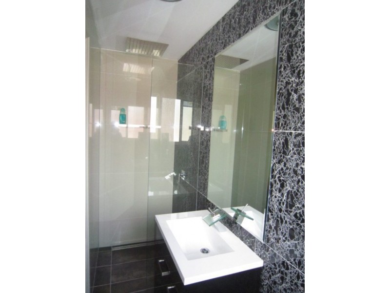 2 Malinya Place, Wishart QLD 4122
