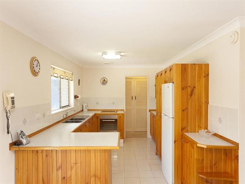 33 Gaillardia Street, Macgregor QLD 4109