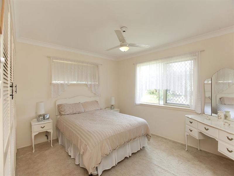 33 Gaillardia Street, Macgregor QLD 4109