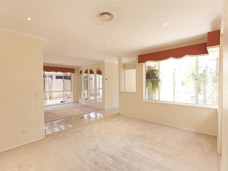 43 Panama Street, Wishart QLD 4122