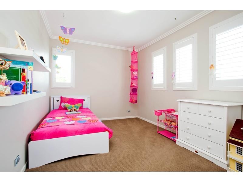 76 Craig Street, Wishart QLD 4122