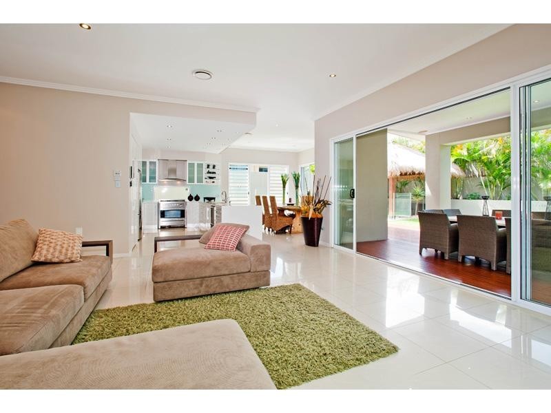 76 Craig Street, Wishart QLD 4122