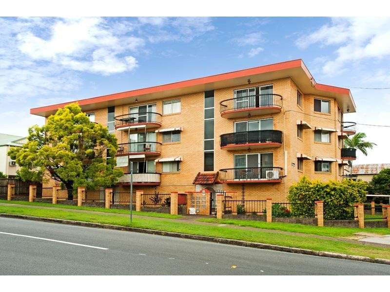 1/35 Kitchener Street, Coorparoo QLD 4151