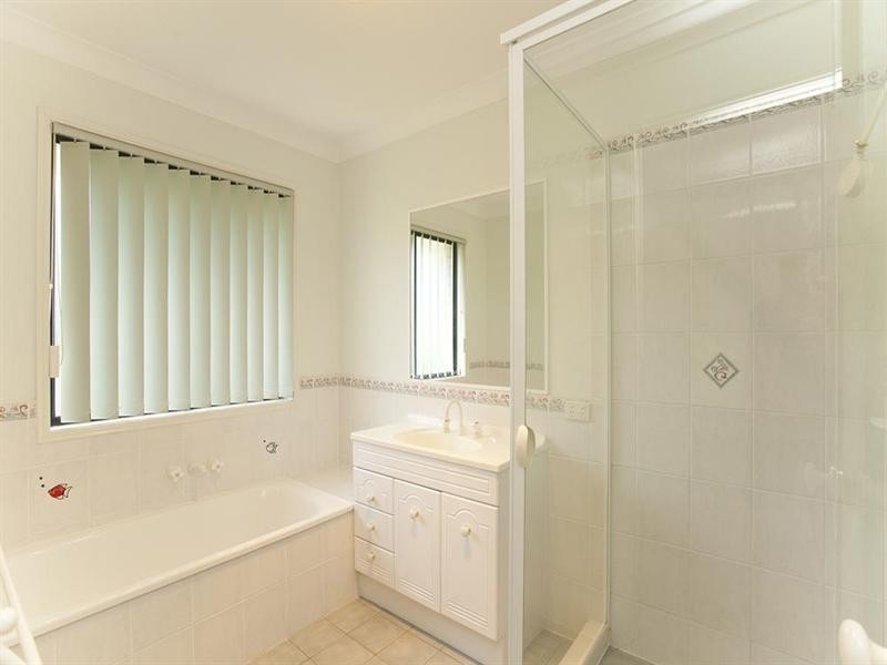 63 Regent Street, Eight Mile Plains QLD 4113