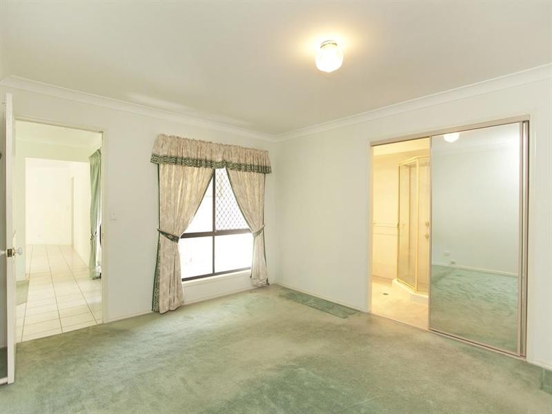 63 Regent Street, Eight Mile Plains QLD 4113