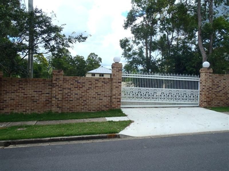 382 Wishart Road, Wishart QLD 4122