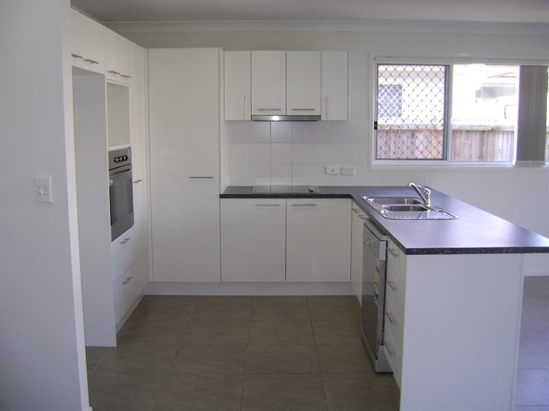 21A Tower Street, Springwood QLD 4127