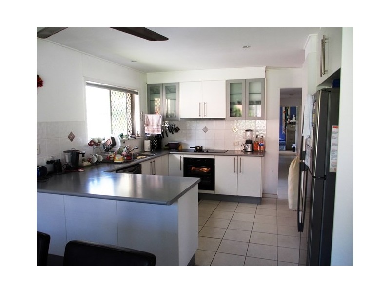 12 Laver Street, Macgregor QLD 4109