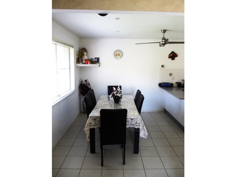 12 Laver Street, Macgregor QLD 4109